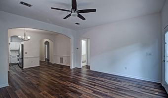 423 Pelahatchie Shore Dr, Brandon, MS 39047