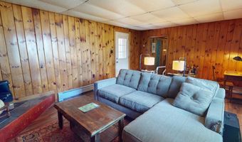 19 Russell St, Bangor, ME 04401