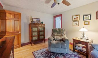 1 Castle View Ln, Belgrade, ME 04917