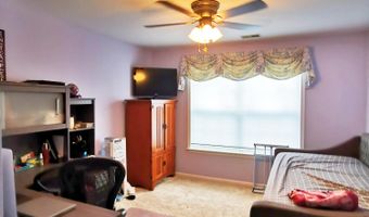 1015 Wedgewood Cir, Belford, NJ 07718