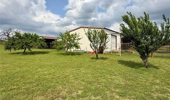 302 Poplar St, Hico, TX 76457