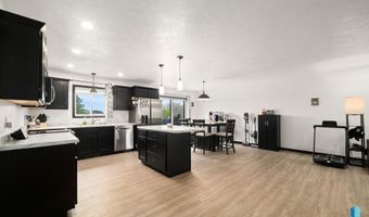 2026 ACE Ave, Brookings, SD 57006