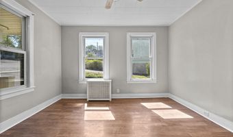 72 S St Ext, Bristol, CT 06010