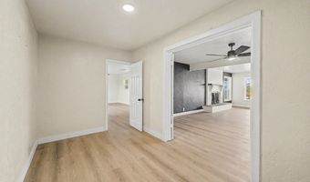 1065 W WHITELEY St, Apache Junction, AZ 85120