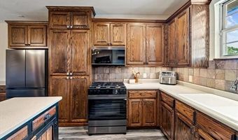 804 W Main St N, Beggs, OK 74421