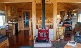 41 MARSH CREEK Rd, Cora, WY 82925