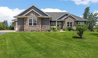 3352 Southridge Dr, Amana, IA 52203