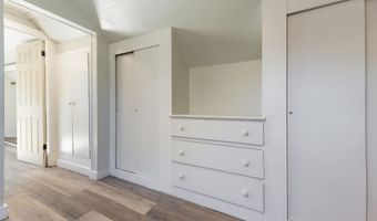 44 Sixth St, Auburn, ME 04210