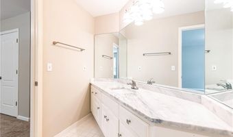 9360 Nesbit Lakes Dr, Alpharetta, GA 30022