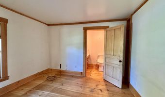 19 Hartley Rd, Barre, VT 05641