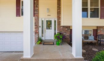 254 Village Mead Dr, Ballwin, MO 63021