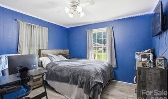 302 Charlotte St, Alexis, NC 28006