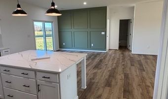 677 Piney Mountain Rd, Appomattox, VA 24522