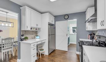 75 Bittern Ln, Bayville, NJ 08721