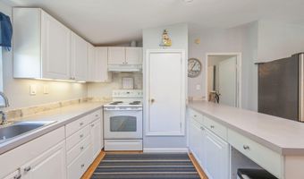 1462 Mccauley Rd, Baker, FL 32531