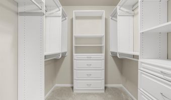 2210 E TUSCANY Way, Appleton, WI 54913