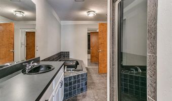 7610 NW 36th St, Bethany, OK 73008