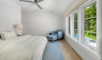 7 Ashwood Ct, Amagansett, NY 11930