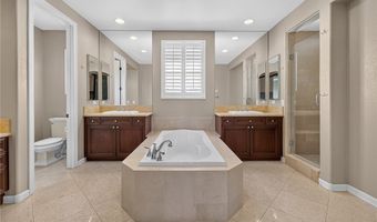 30 Benevolo Dr, Henderson, NV 89011