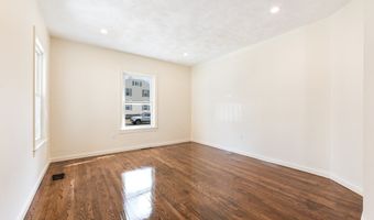 2-4 Brechin Ter, Andover, MA 01810
