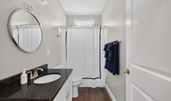 2 Kings Pine Ln, Arundel, ME 04046