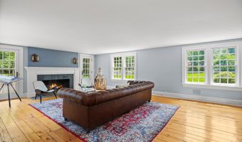 175 Cat Rock Rd, Cos Cob, CT 06807