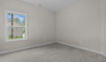 1340 Whitney Dr, Aberdeen, NC 28315