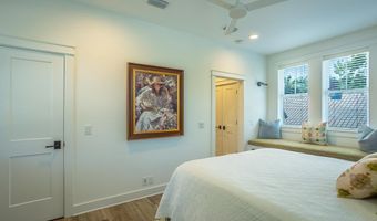19 11th St, Apalachicola, FL 32320