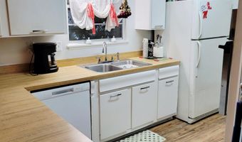 2502 Randall Dr, Biloxi, MS 39531