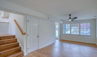 811 SUNSET Ter, Dover, DE 19904