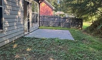12 Georgian Cir, Adairsville, GA 30103