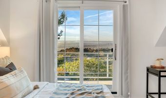 8615 Skyline Dr, Los Angeles, CA 90046