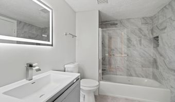 8336 CLAREMONT WOODS Dr, Alexandria, VA 22309