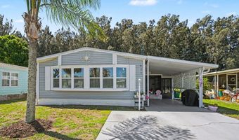 421 Papaya Cir, Barefoot Bay, FL 32976