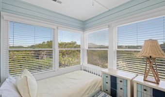 16 Waterthrush Ct, Bald Head Island, NC 28461