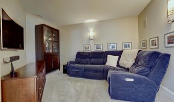 100 Shepards Cove Rd H301, Kittery, ME 03904