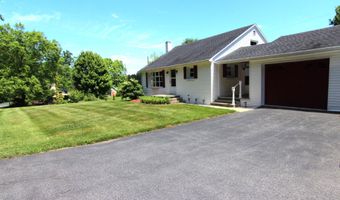151 DOGWOOD Dr, Alburtis, PA 18011