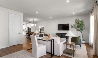 42131 SHINING STAR Sq, Ashburn, VA 20148