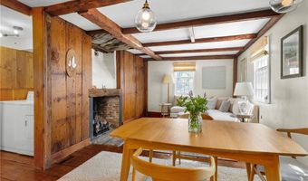 27 William St, Newport, RI 02840