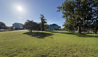 10058 E Shorecrest Rd, Biloxi, MS 39532