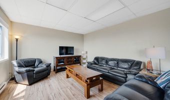 416 CHINOOK Ave, Astoria, OR 97103