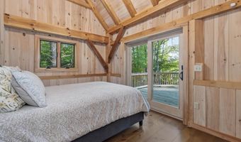 116 Big Barndoor Is, Alton, NH 03810
