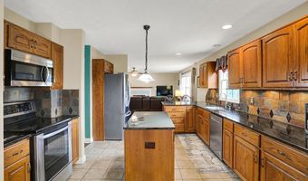 1611 Connemara Rd, Indianapolis, IN 46217