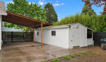 24950 NE AIRPORT Rd, Aurora, OR 97002