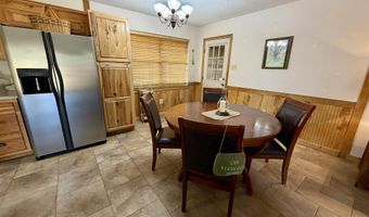 302 Woodlawn Ave, Atmore, AL 36502