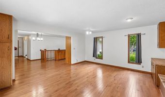 2818 Eisenhower Ave, Ames, IA 50010