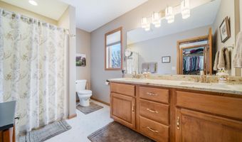 W6063 STRAWFLOWER Drive, Appleton, WI 54915