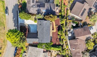 210 Thunderbird Dr, Aptos, CA 95003
