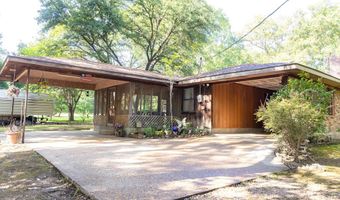 120 Peterson Dr, Benton, LA 71006