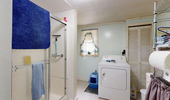 1776 Riverside Dr, Auburn, ME 04210